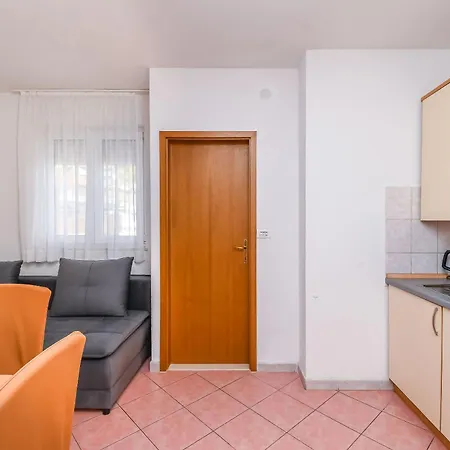 Apartments Jakov Marina Buitenkant foto