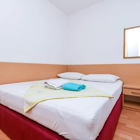 Apartments Jakov Marina Buitenkant foto