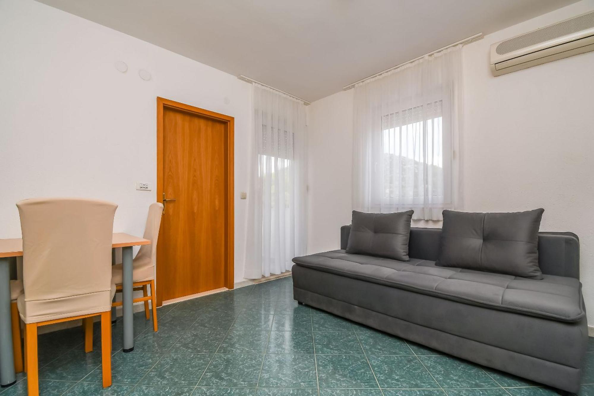 Apartment Jakov