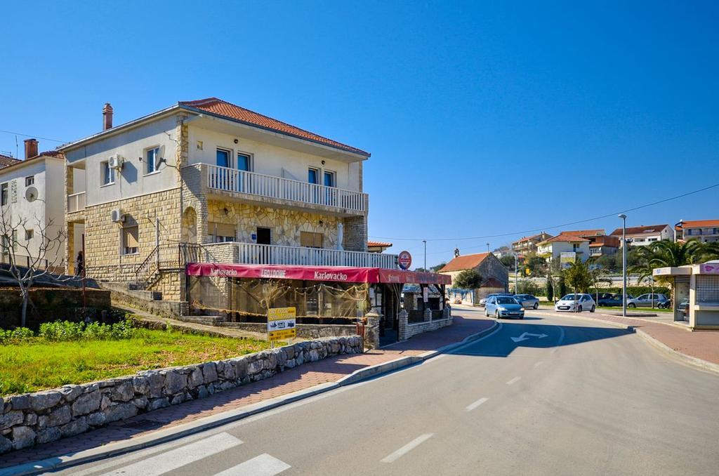Jakov Apartment *